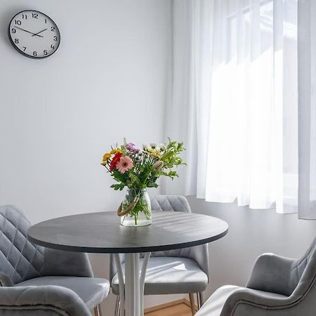 비엔나 Elegant 1Br Flat With Balcony By Hm 아파트 외부 사진